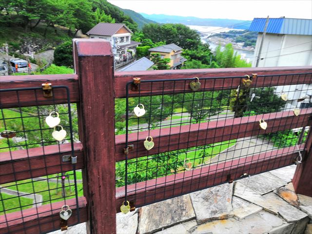 旅行 日本 広島県尾道市千光寺公園の恋人の聖地で愛を叫ぶ 沖縄エンジョイ