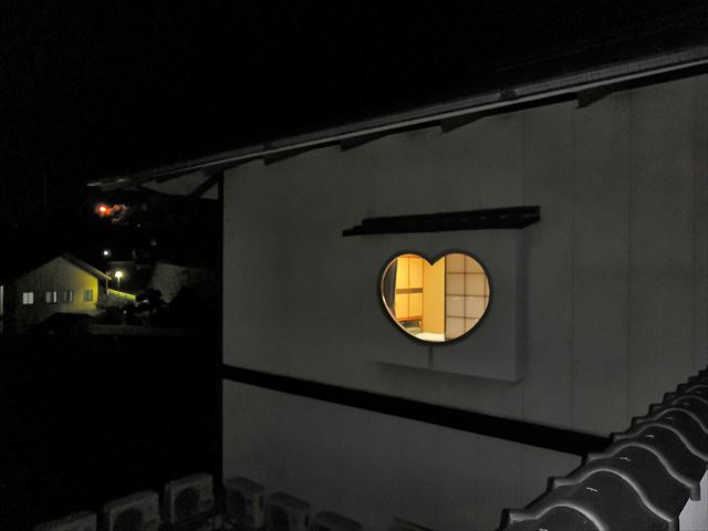 千光寺山荘の窓